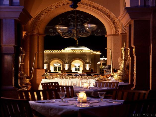  Emirates Palace   